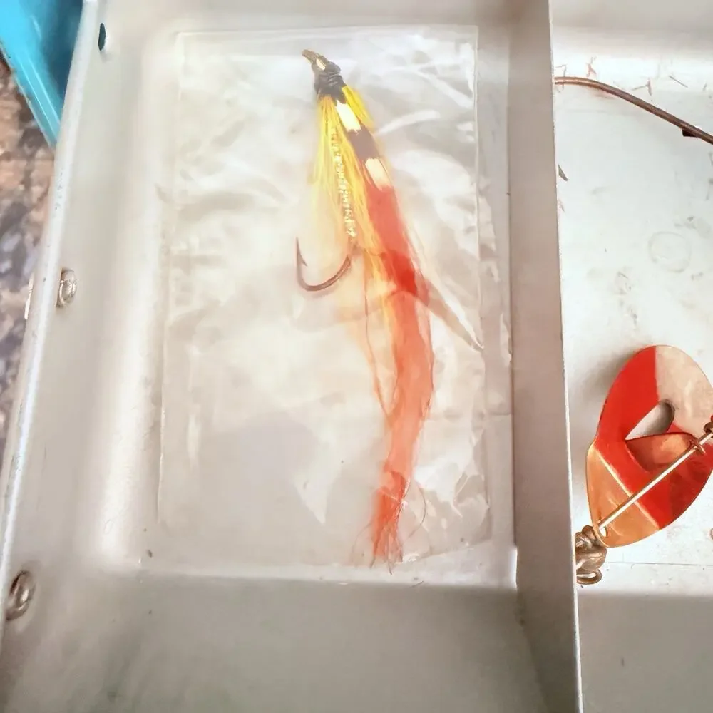 Vintage Loc-Wel 1356 Blue Metal Tackle Box Liberty Steel Fishing Lures USA 13”